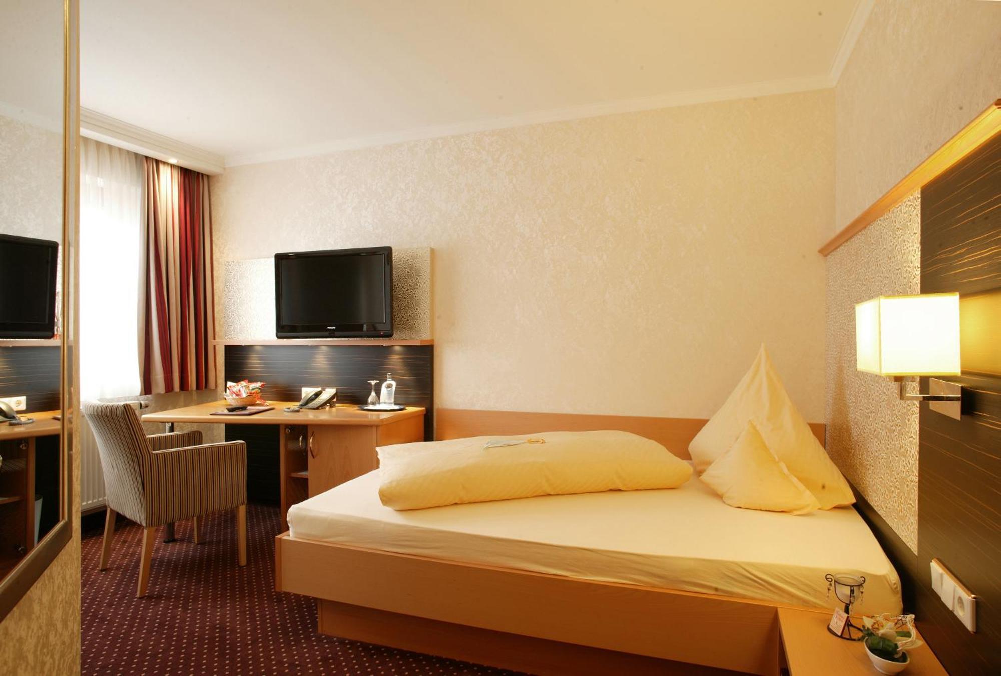 Forellenhof Roessle Hotel & Restaurant Lichtenstein  Екстер'єр фото