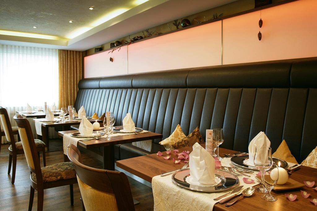 Forellenhof Roessle Hotel & Restaurant Lichtenstein  Екстер'єр фото